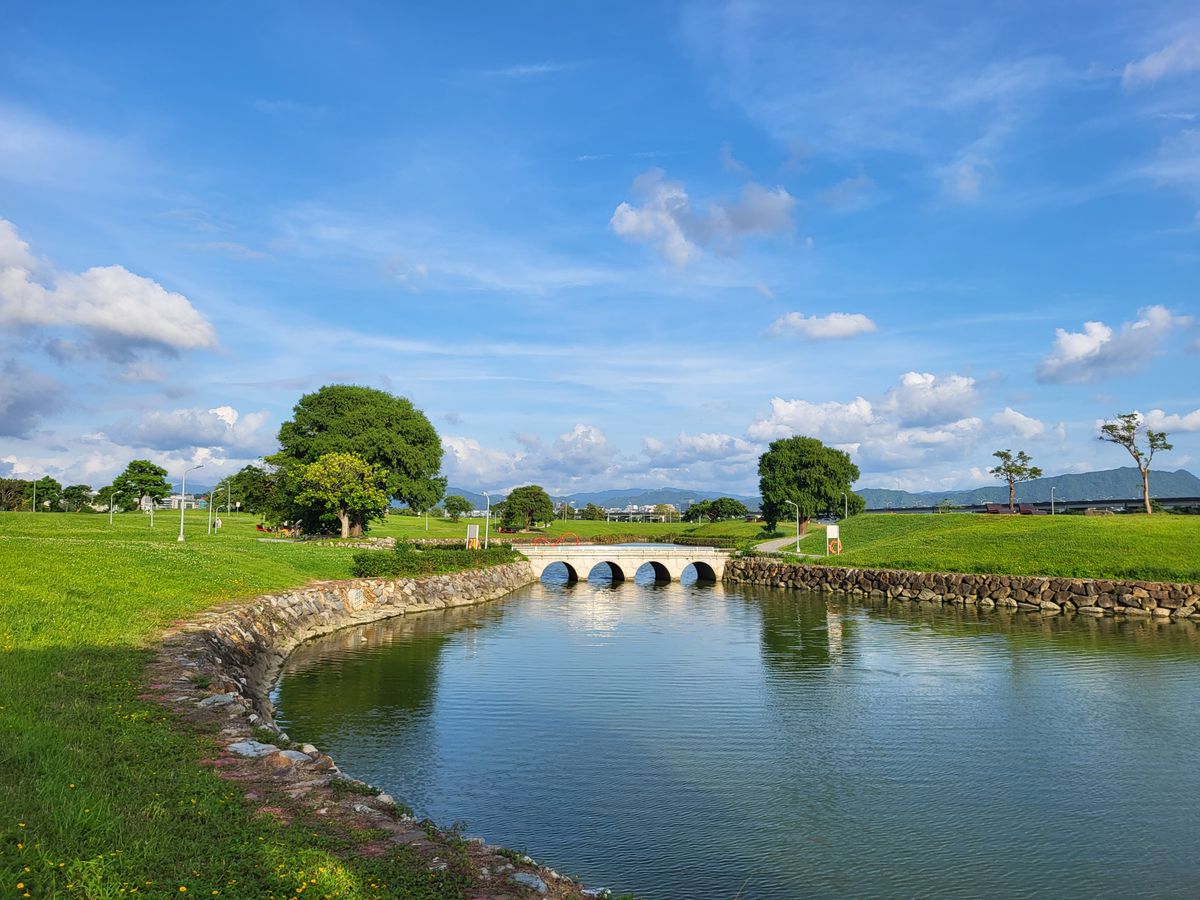城市小旅行 ~ 親水河岸、療癒身心的都市綠洲 - 美堤河濱公園