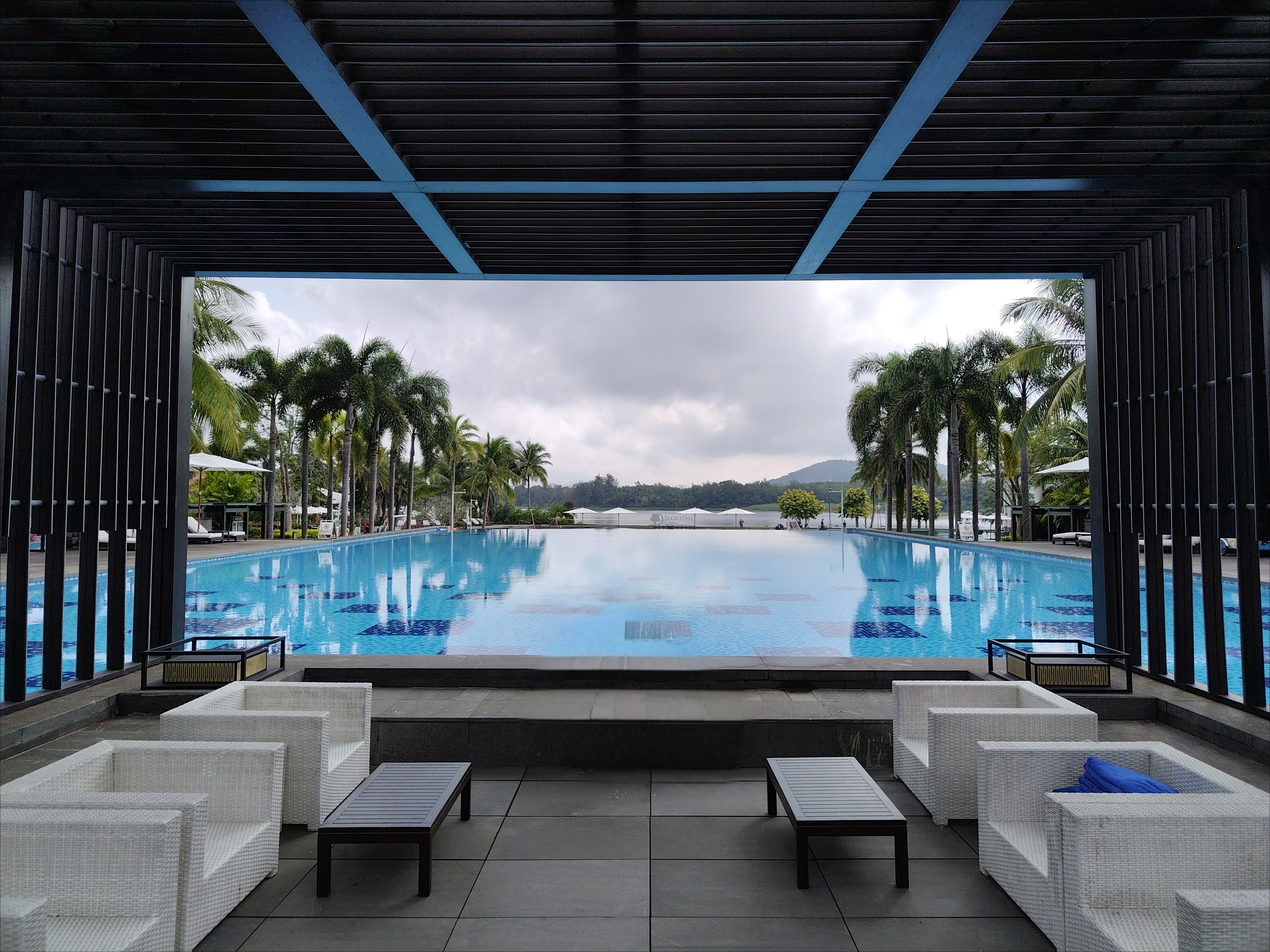 freepik__retouch__42758