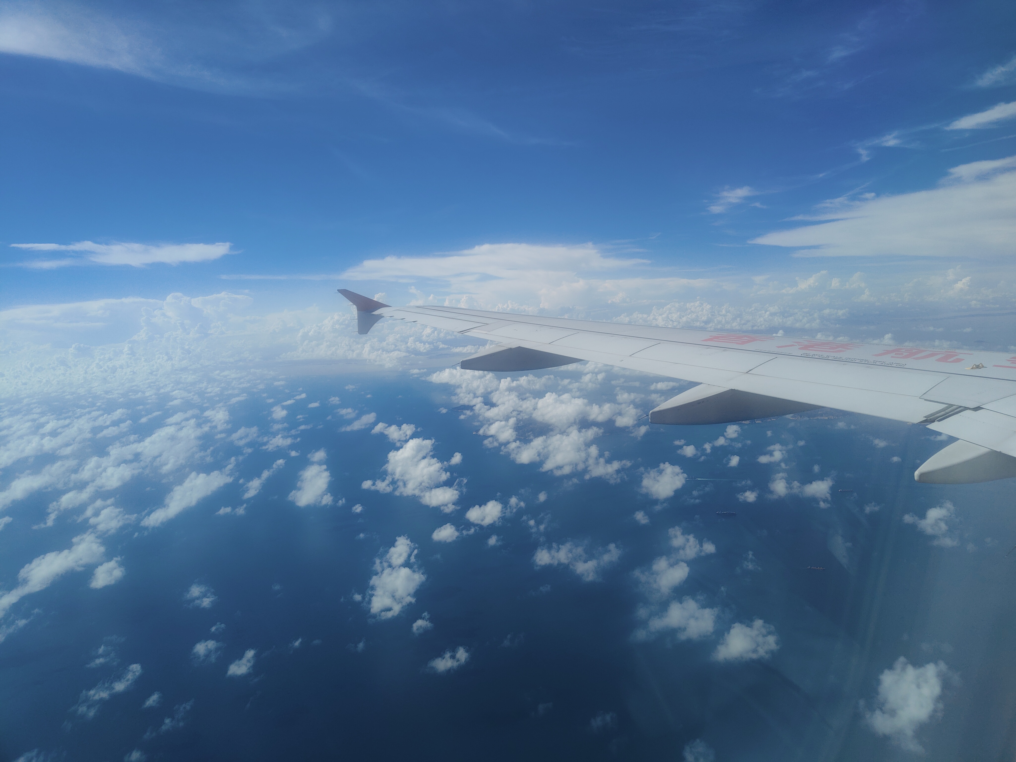 2025-10-13 三亞鳳凰國際機場 香港轉機 桃園機場 (40)