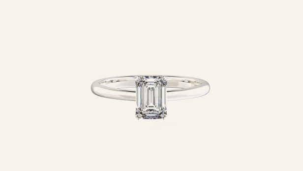Emerald Solitaire Diamond Ring.gif
