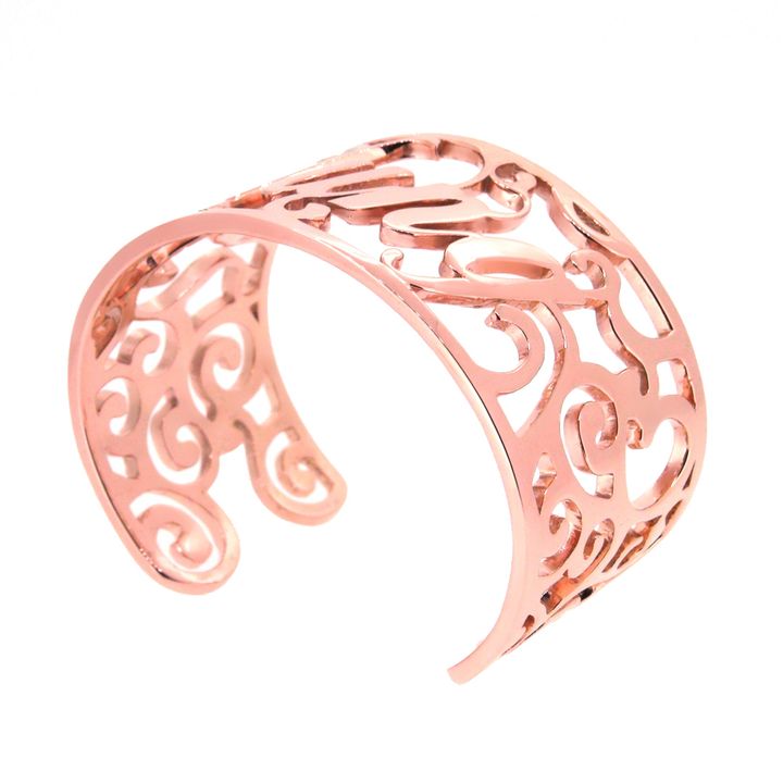 Hung Bracelet 2 1000.jpg