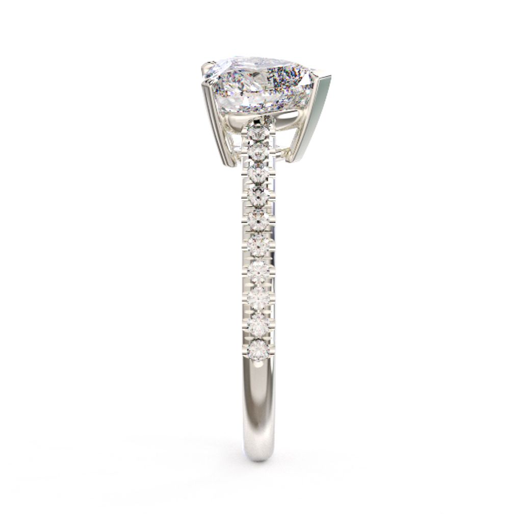 Heart Elegant Diamond Ring 3.jpg