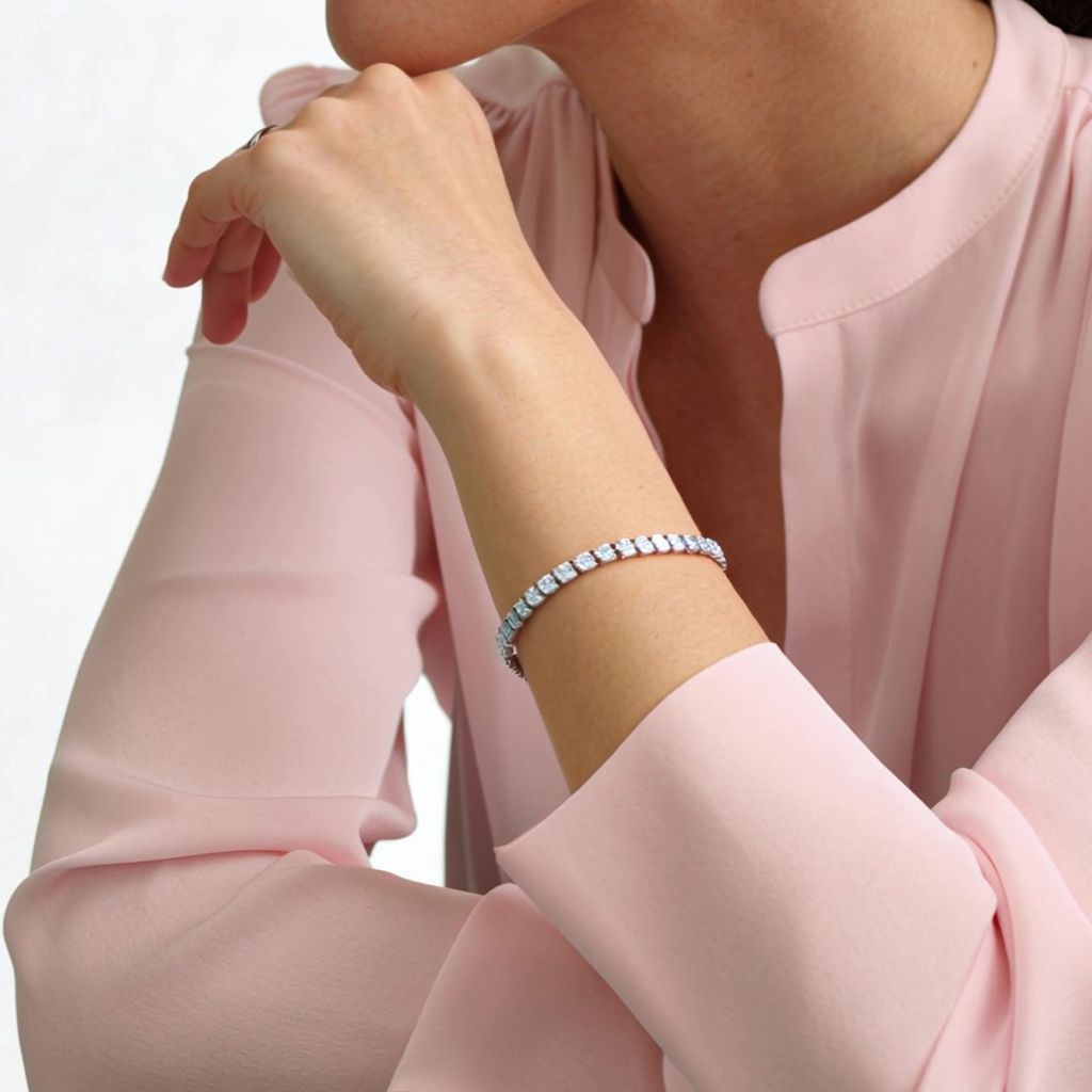 freepik_create-a-video_kling_1080p_1-1_24fps_31547 - frame at 0m3s