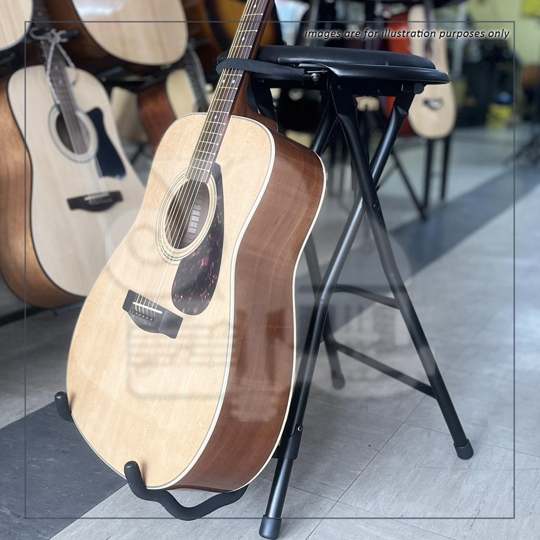 CMM Guitarist Stool with Stand_Acoustic