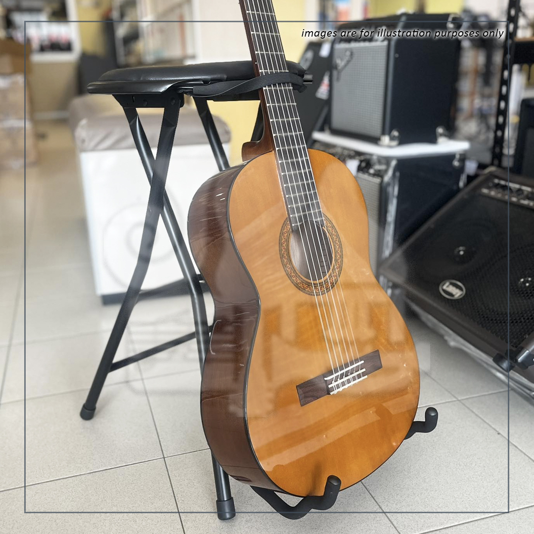 CMM Guitarist Stool with Stand_Classical