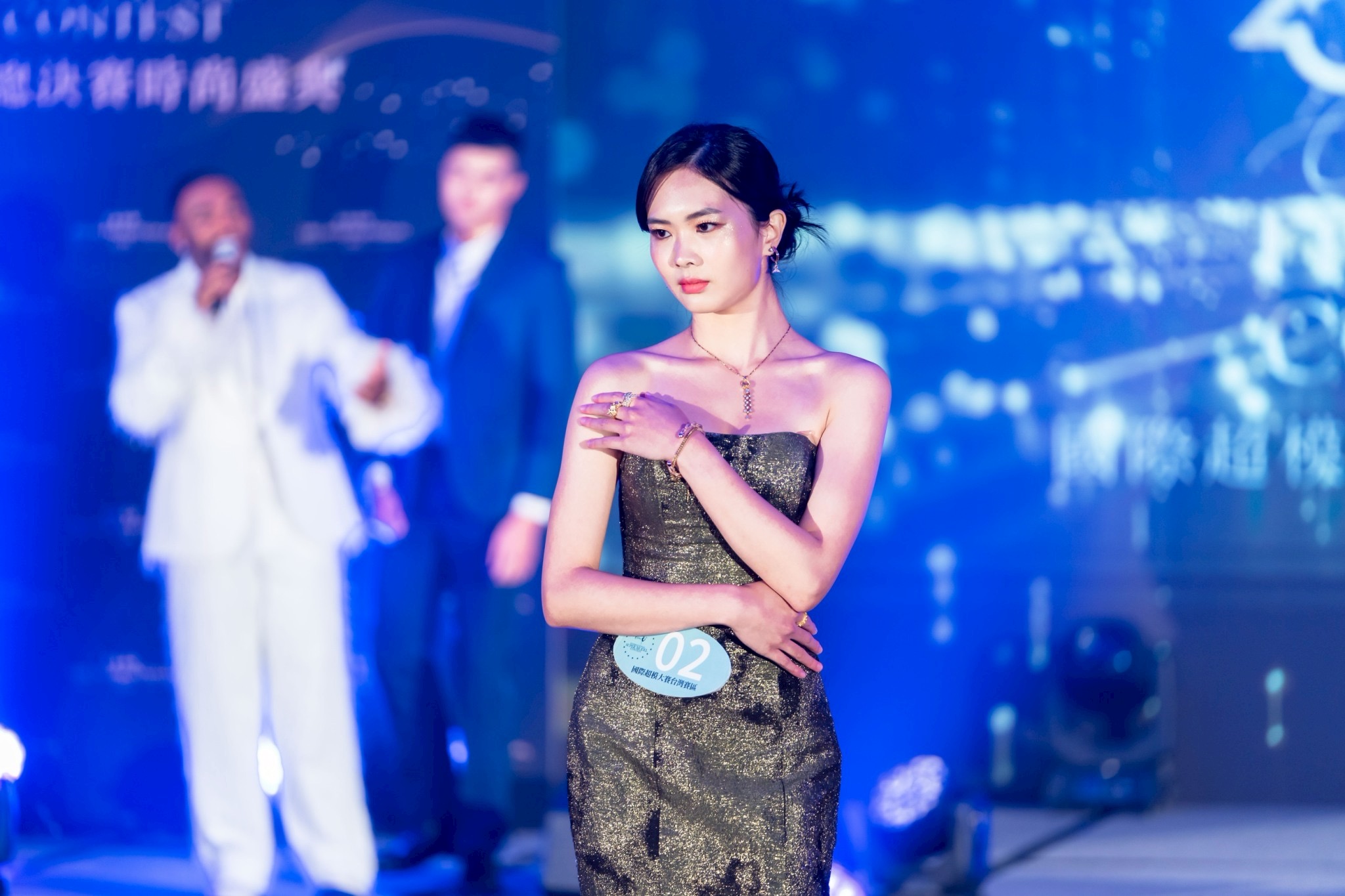 7994E897-C632-49A1-8CA3-79A2F572C967