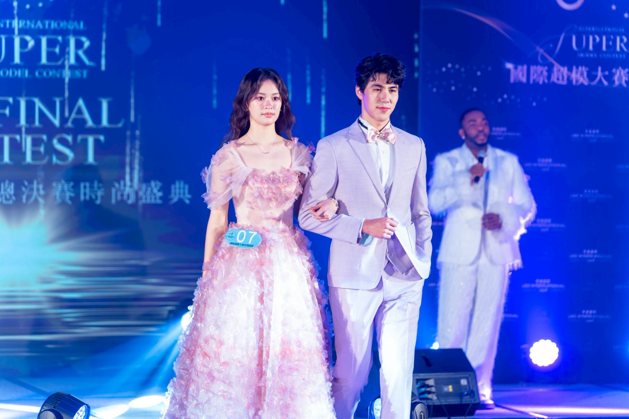 4C883617-2B6F-41BB-A5F1-4DEB098F4033