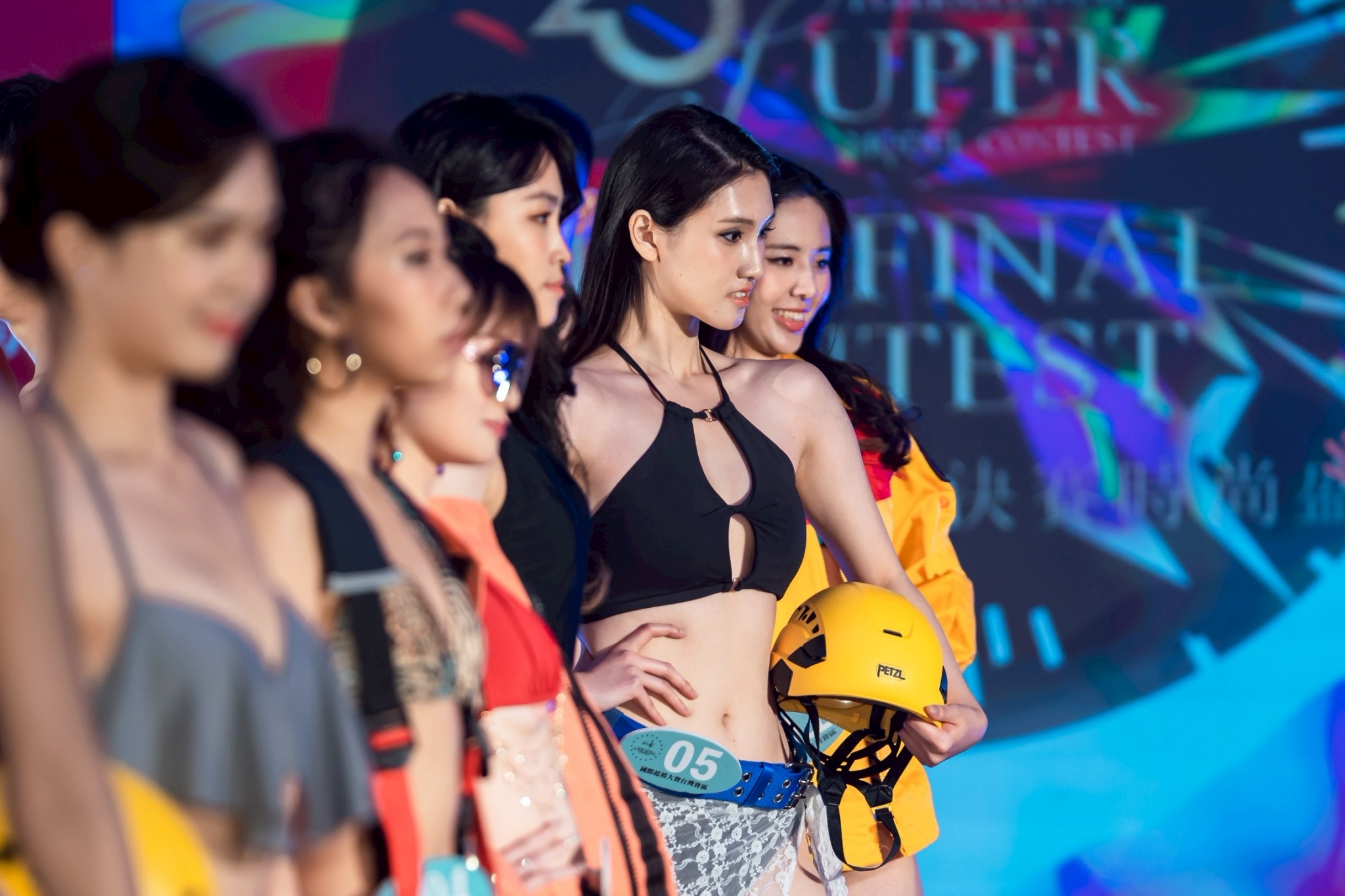 E2AC917A-3203-4D1F-AD36-907083A64343