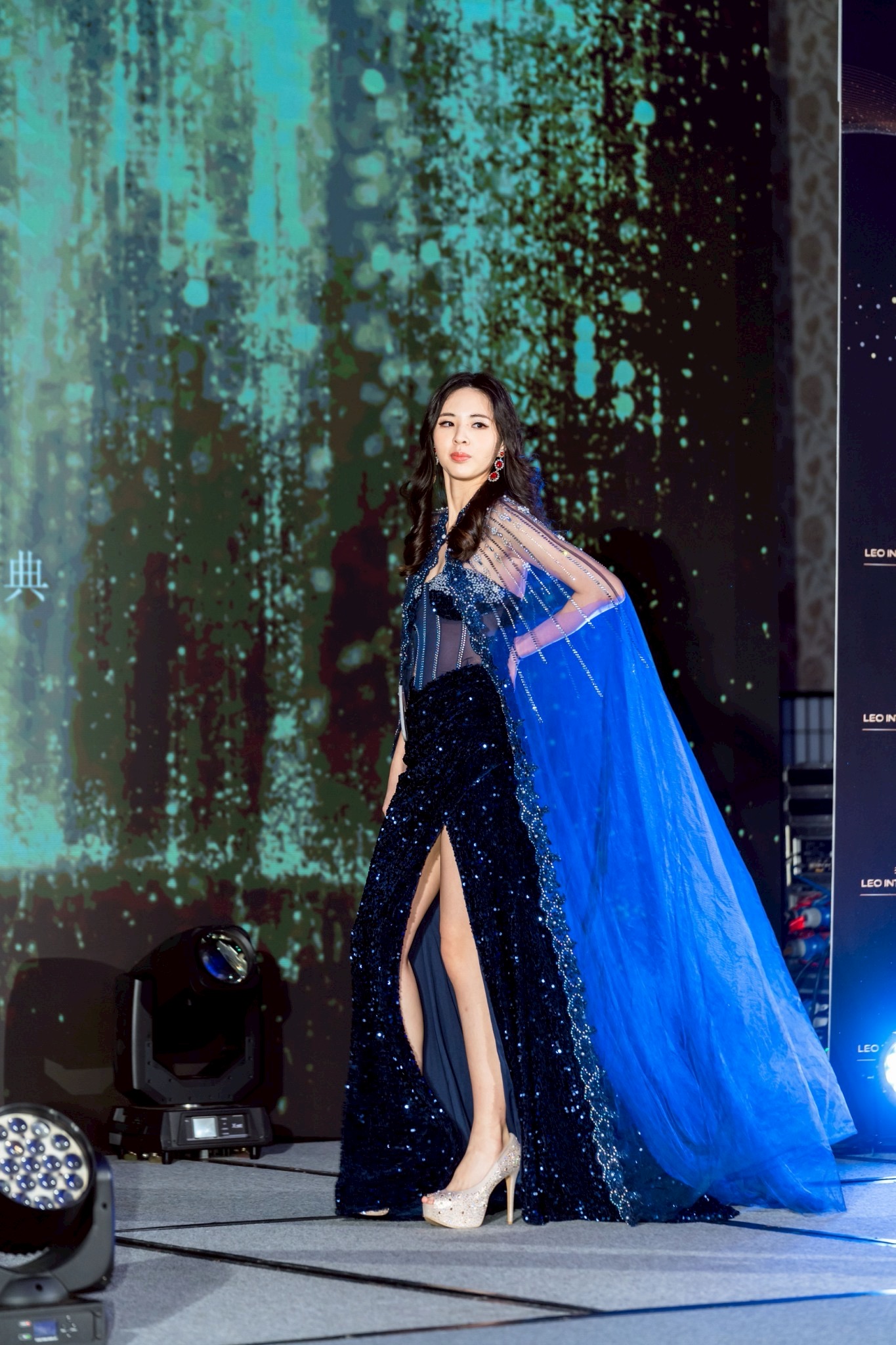 059FDFE0-FEAA-4E41-81DE-B4A09483C5F8