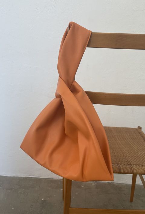 tote-orange-scaled-e1685960543952-1085x1600