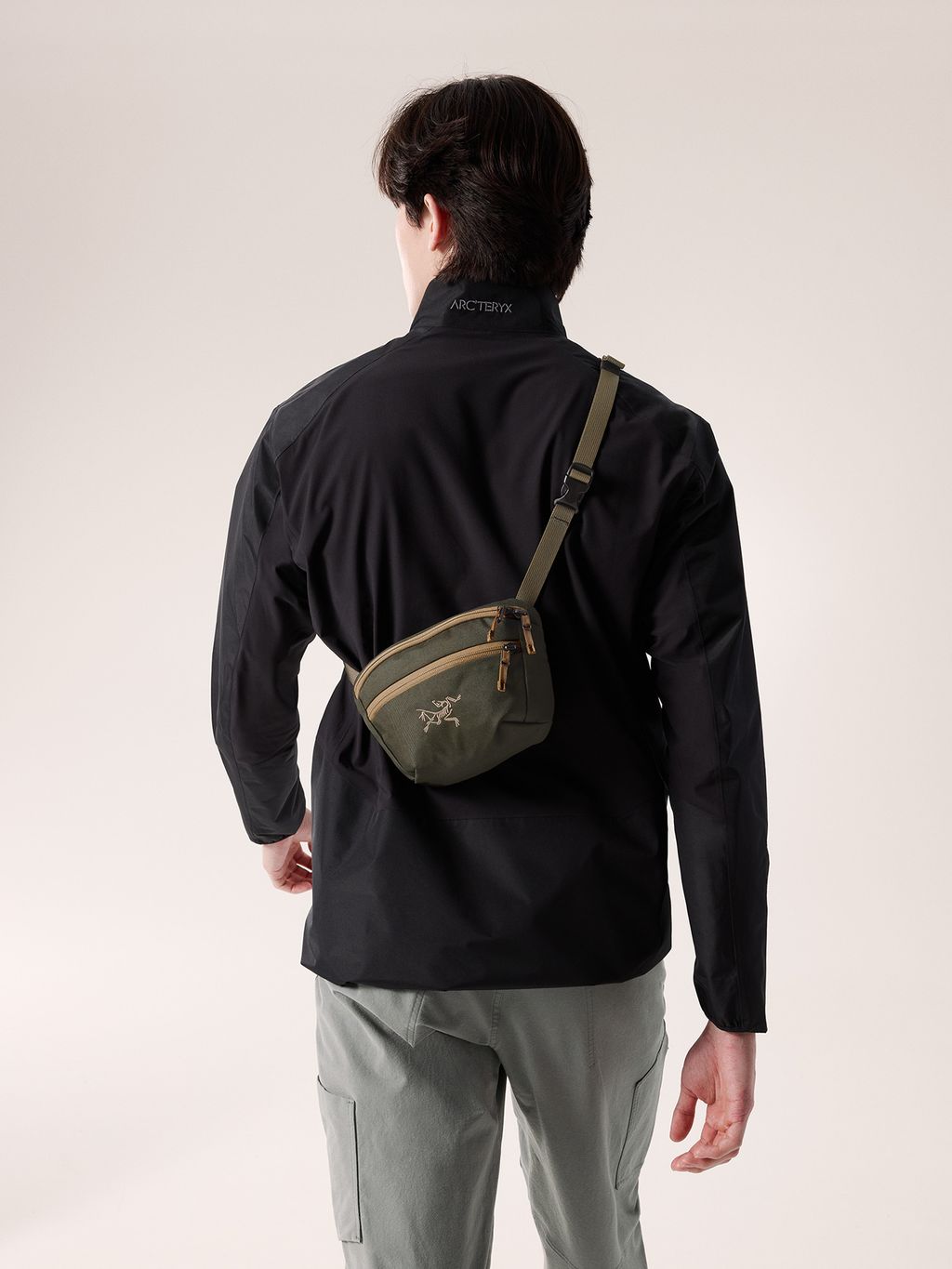 S25-X000009234-Mantis-1-Waist-Pack-Tatsu-Canvas-Front-View