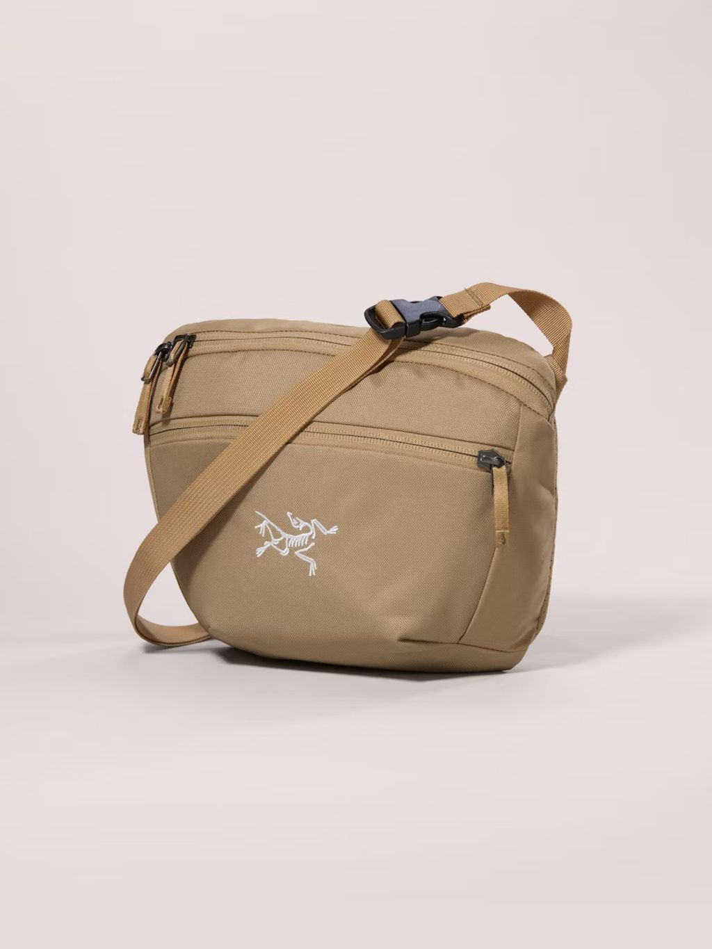 F24-X000008973-Mantis-2-Waist-Pack-Canvas-Front