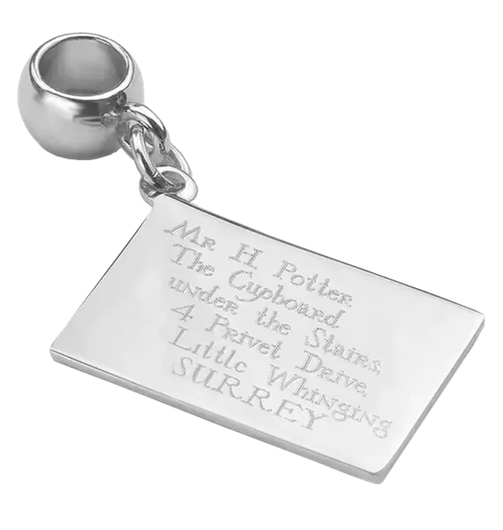 potter-letter-charm1_grande_3178323a-7daf-4870-a485-d569a856c591