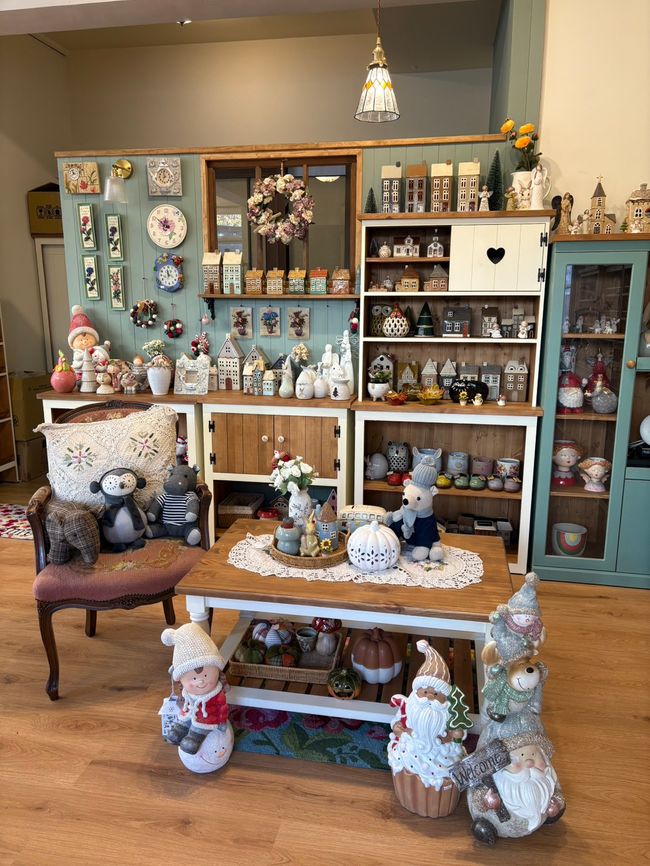 繪木屋鄉村實木家具 | Featured Collection - 門市資訊
