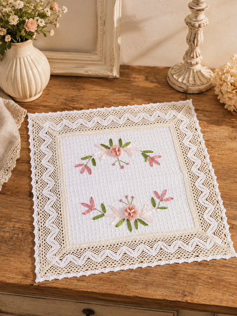 粉橘花絲帶刺繡方形桌墊 Image 2026年8月6日 下午07_52_19