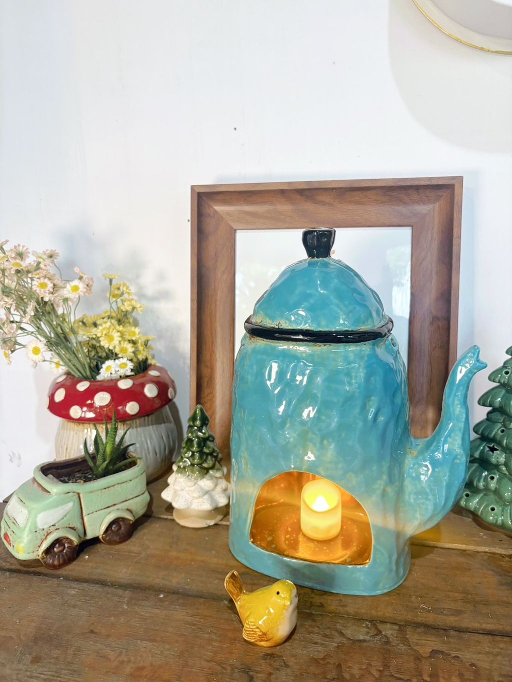 danish-candle-house-teapot-blue-2.jpg