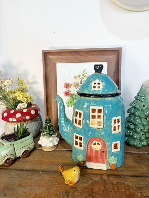 danish-candle-house-teapot-blue.jpg