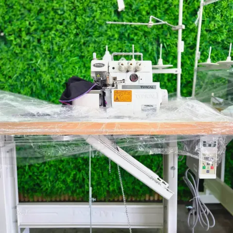 4fb8d04003c98e5378f69d8dbccc94d1