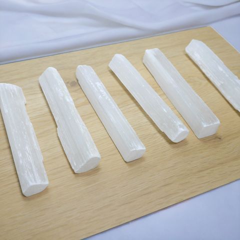 ENS10156 Selenite Stick 3