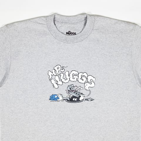 Graphic-T-Grey-Closeup