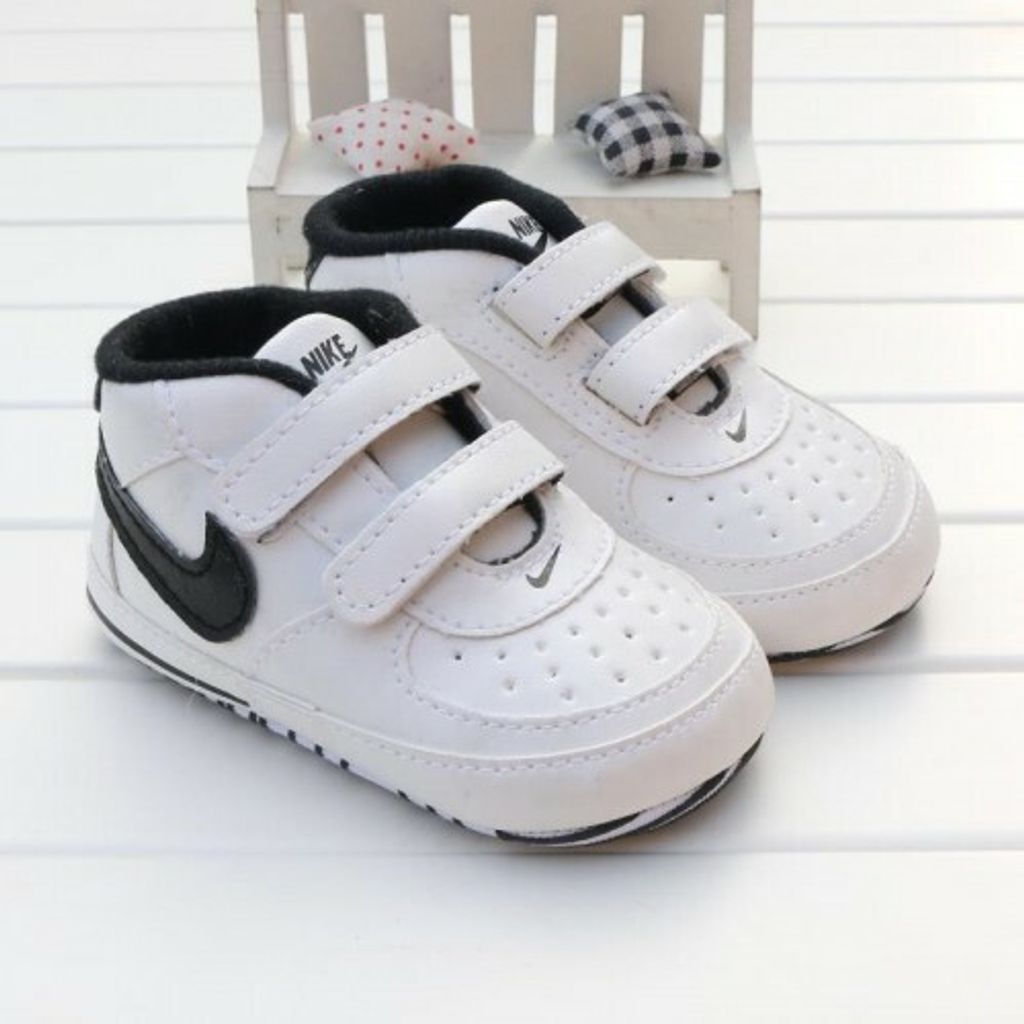 Prewalker Nike ( Blue/Black/White/Red ) – Dr. Baby Outlet