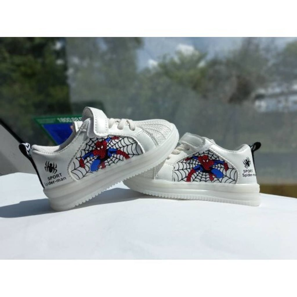 LAMP SHOES SPIDERMAN (WHITE)1