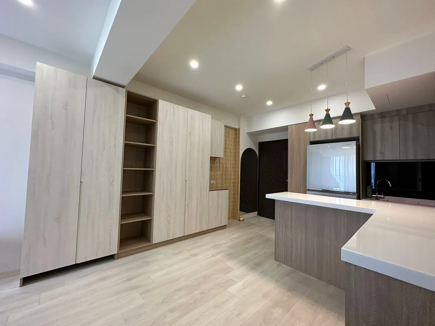 Grand Home - 青埔新成屋【17坪，3房2衛】