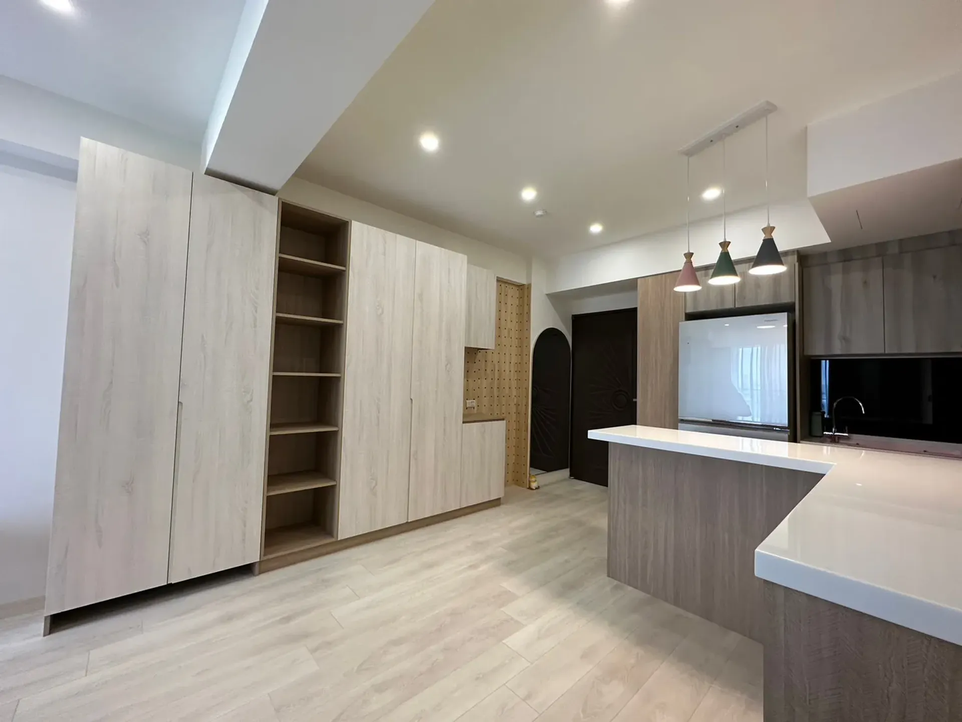 Grand Home - 青埔新成屋【17坪，3房2衛】