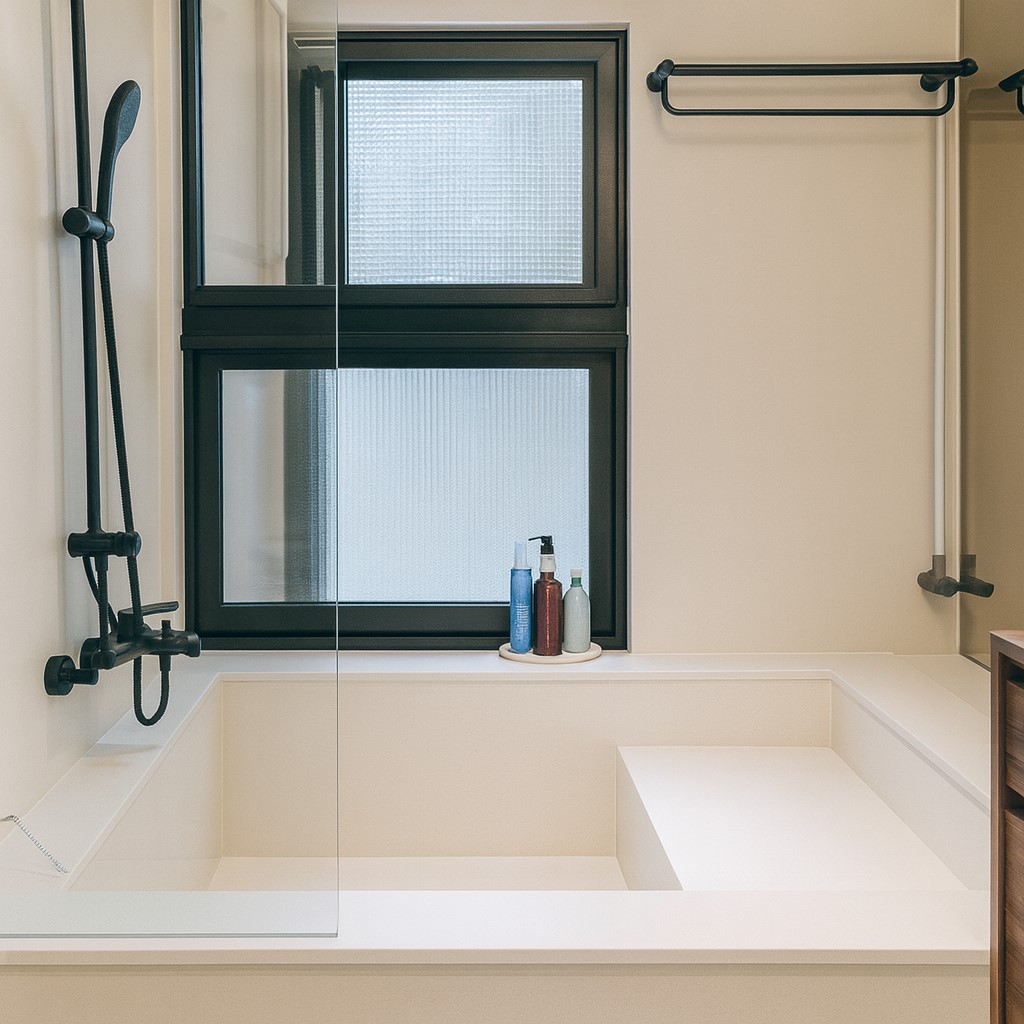 微水泥浴室_浴缸1