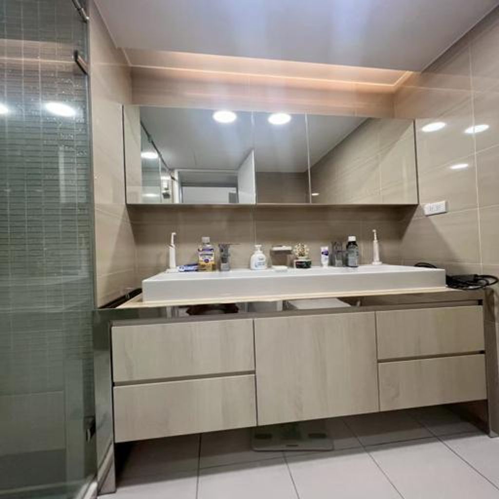 定製浴櫃及鏡櫃