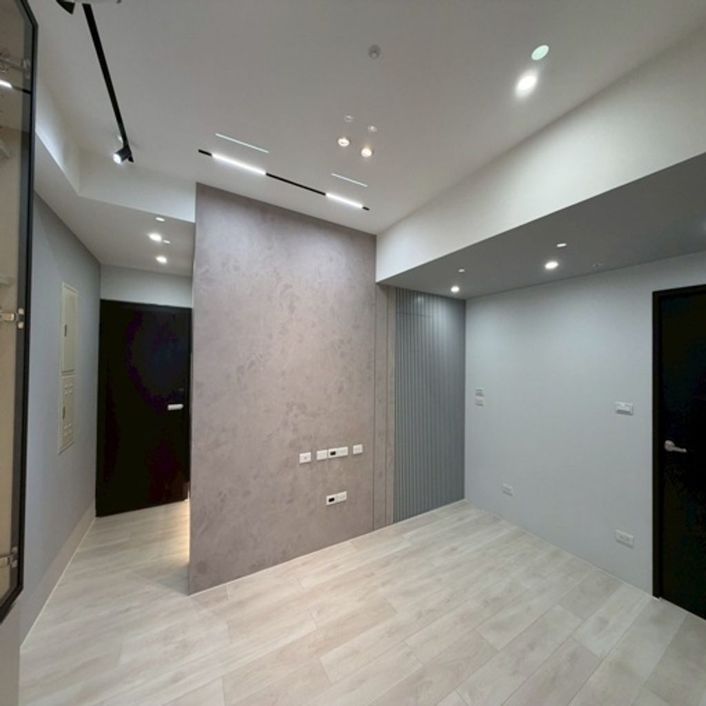 LINE_ALBUM_泰山明志路新成屋_260308_8