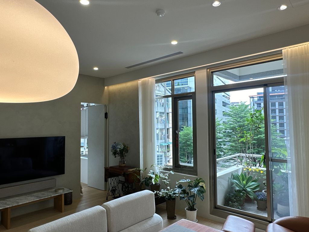 20240526_060540635_iOS