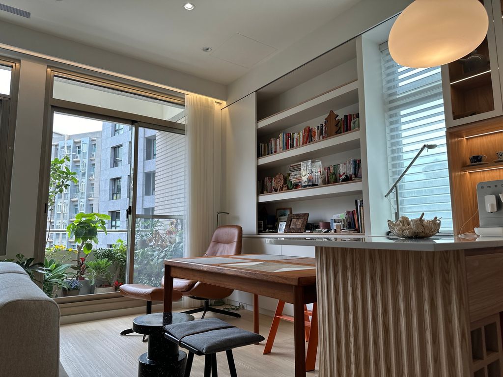 20240526_054355103_iOS