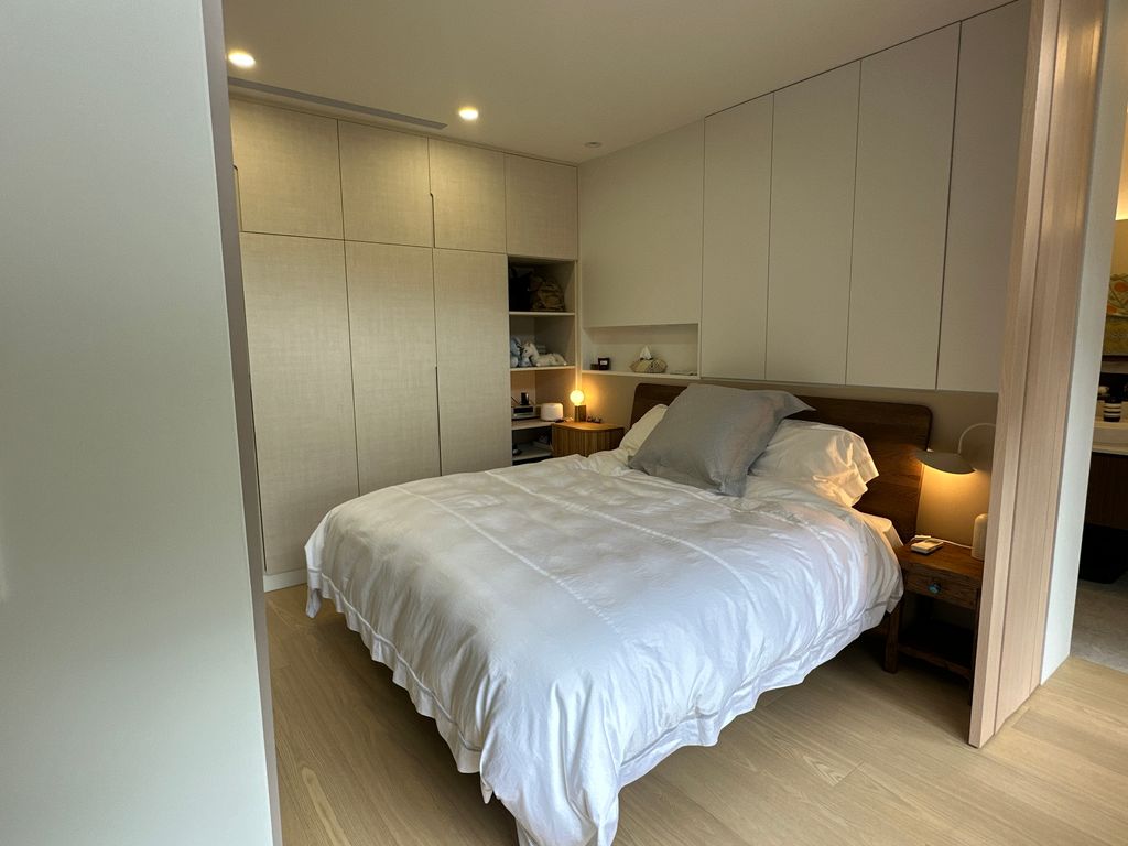 20240526_062115825_iOS