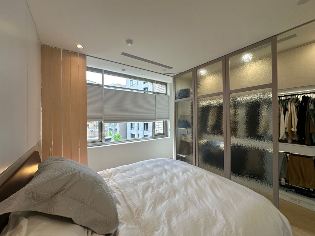 20240526_064907327_iOS