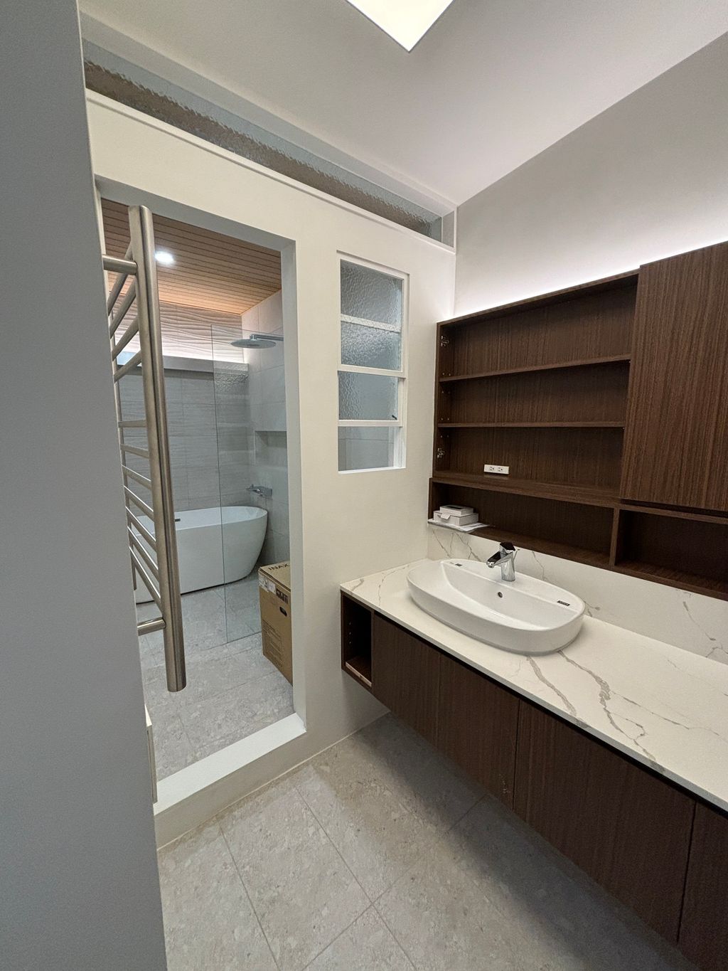 B76508DE-964A-4AF3-8B0D-EEBD952B5A2C