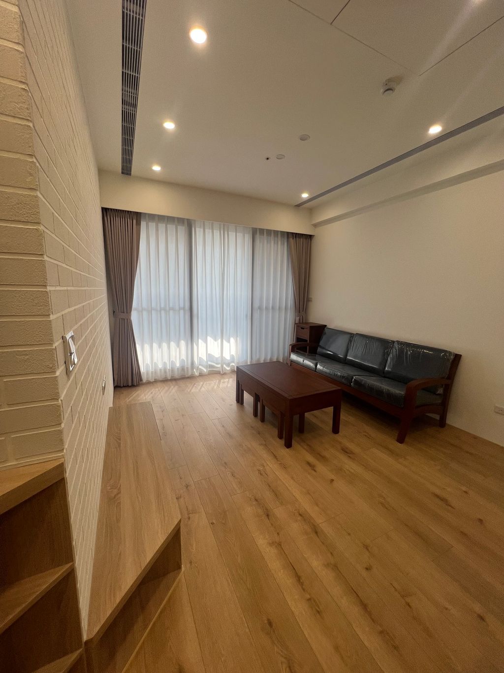 A95D7CC3-E4BE-431C-A204-F215A9A62705