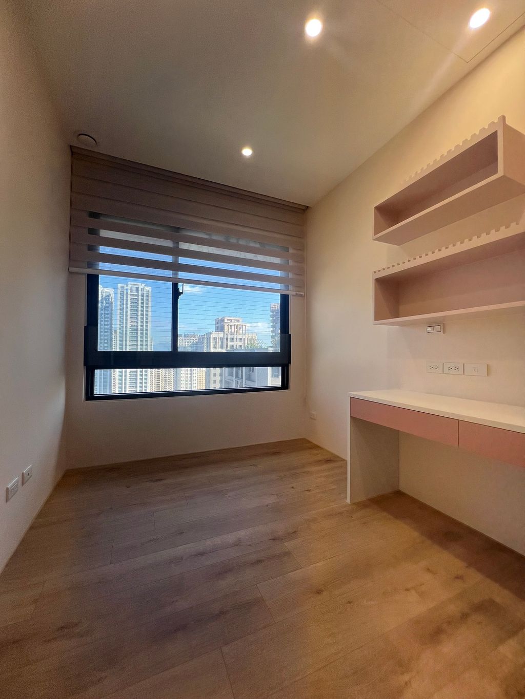 DEFDA1A2-3083-40A7-A071-61E0B408808E