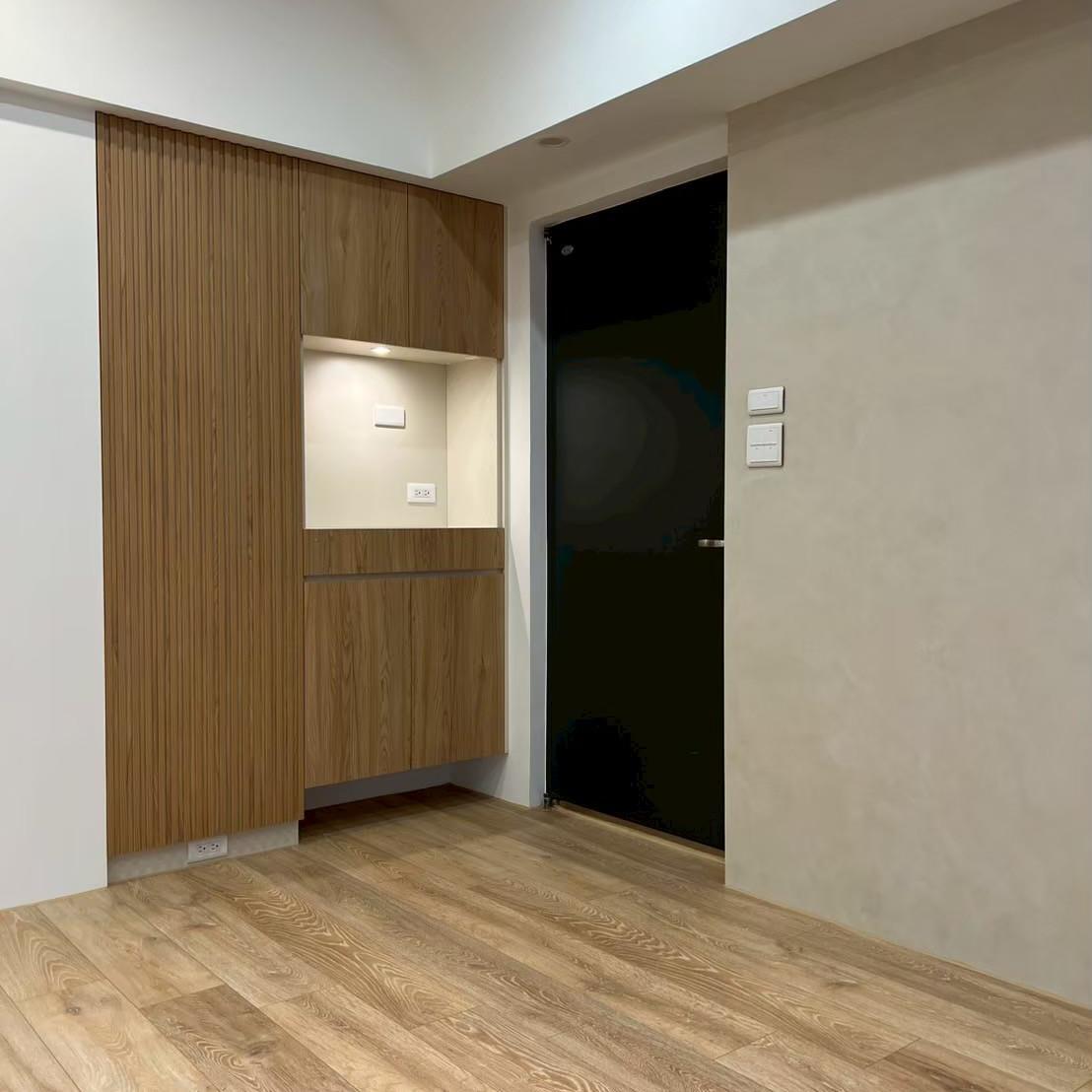 LINE_ALBUM_內湖成功路五段_250914_12_square