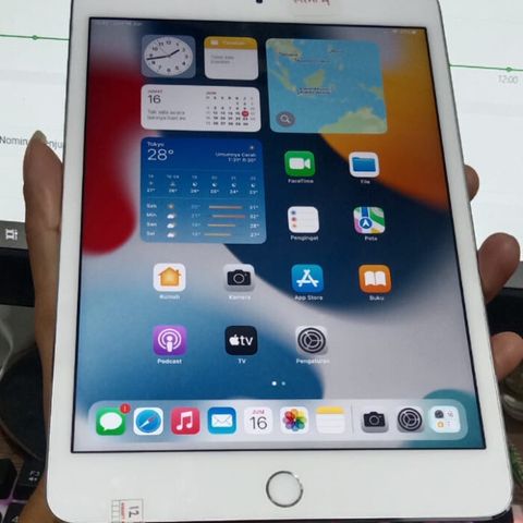 ab13f716-ff96-4e36-a9cd-8b07f3ea152f