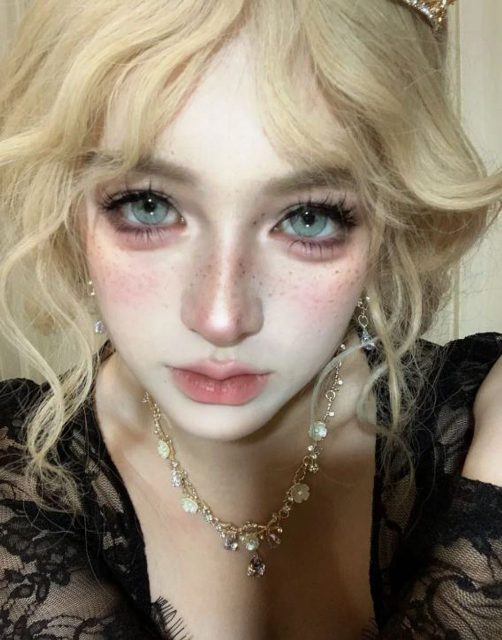 33