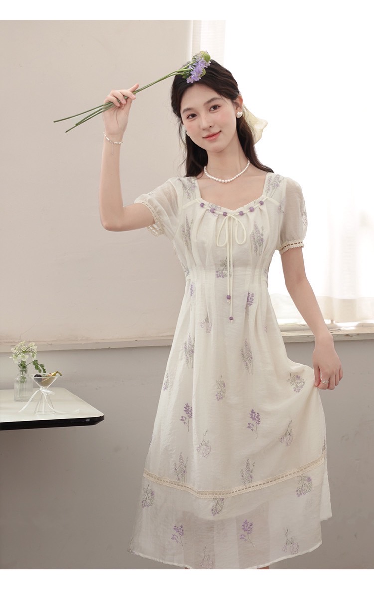 0F3723E8-5C35-450D-AAF4-E430AAA49700