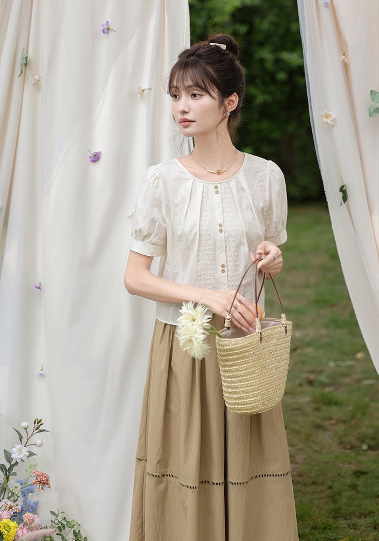 3A7E1572-1C1E-4835-B153-C4442E975BDD