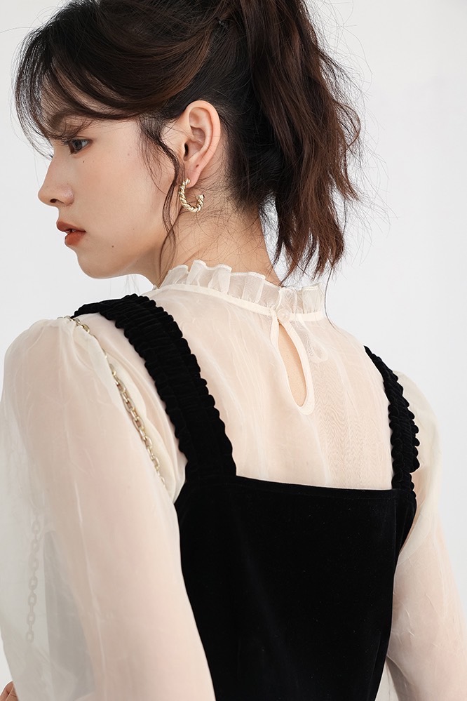 AA2B714E-C3F6-40E9-8FF4-2FE3B81C8E14