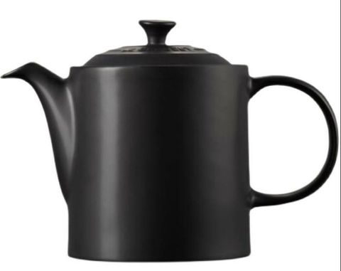 LC 1.3ltr kettle in matte black