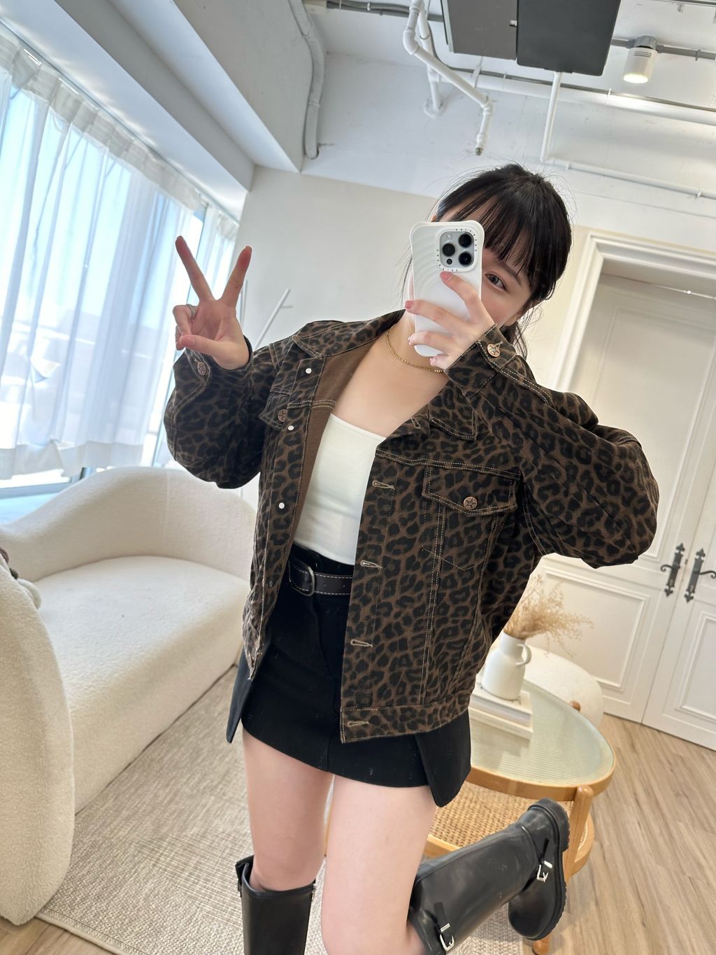 9DD97937-C683-41E3-A319-7CD1441870D6