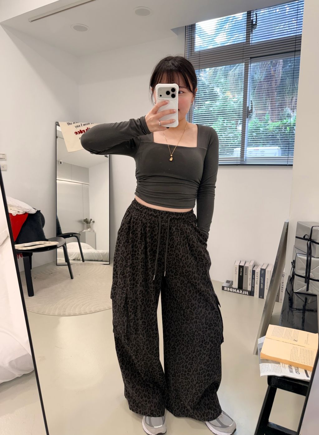 EC080F5E-1F18-4837-A49E-DC0DD3429E77