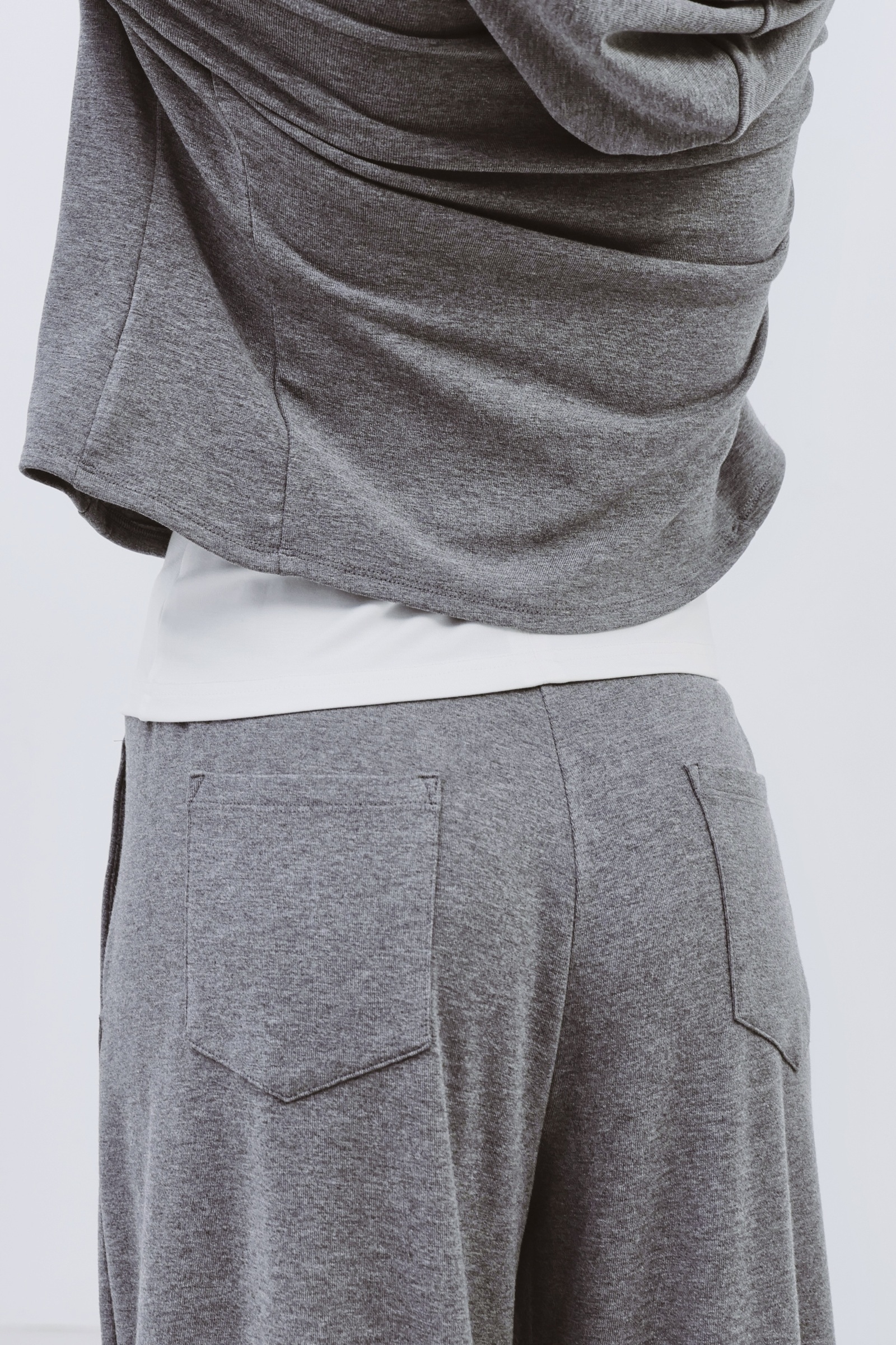 E2D60599-3962-4B7B-8F44-CD081BC01473