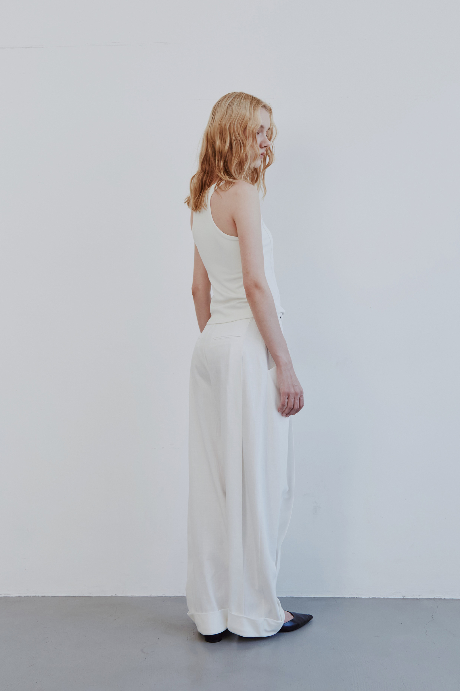 AE27C7E3-1F42-45A5-B77B-CA96B301B1B1