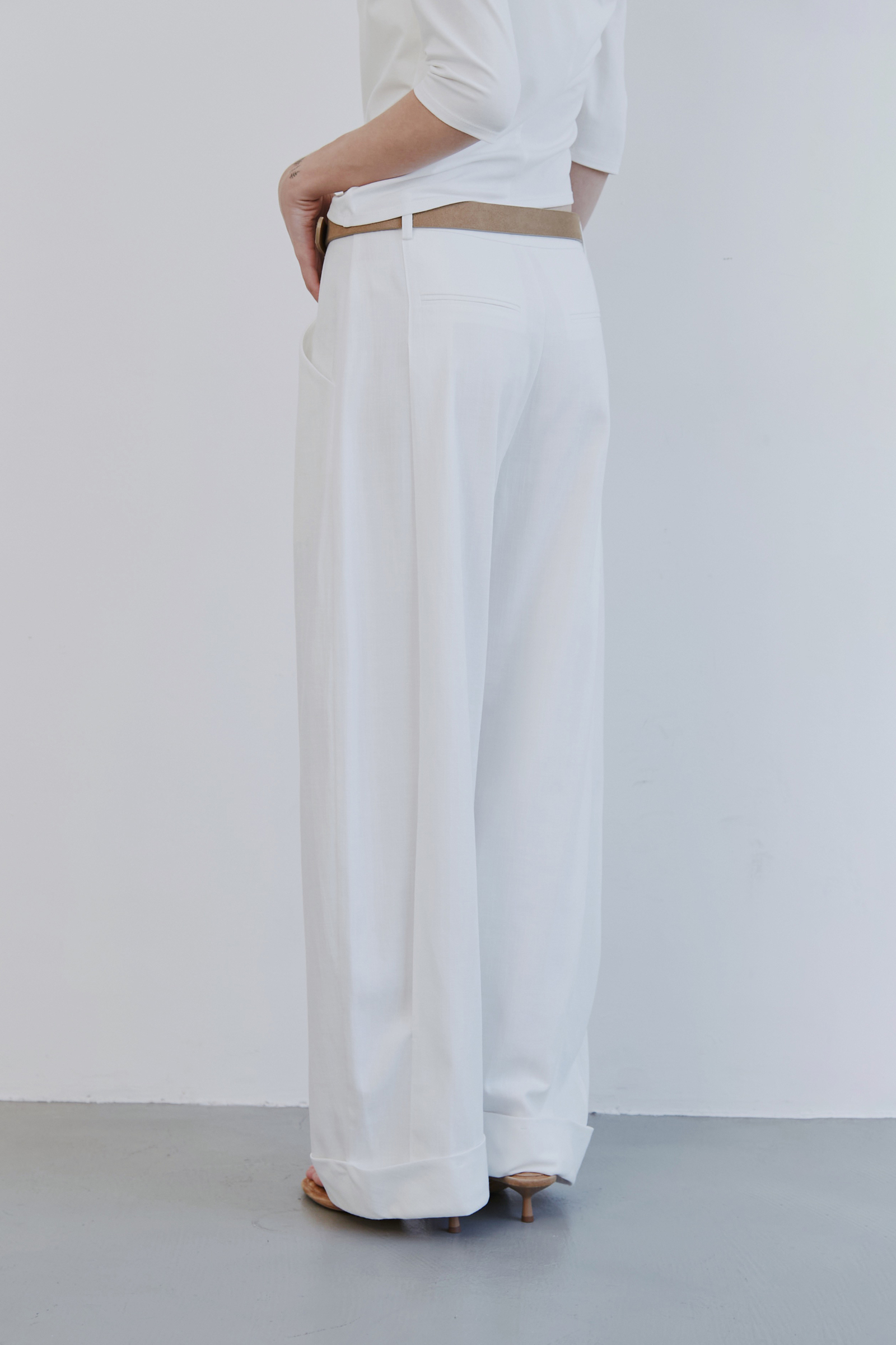 BD8BB5D4-6864-489C-8EBF-928AE9C77A7A